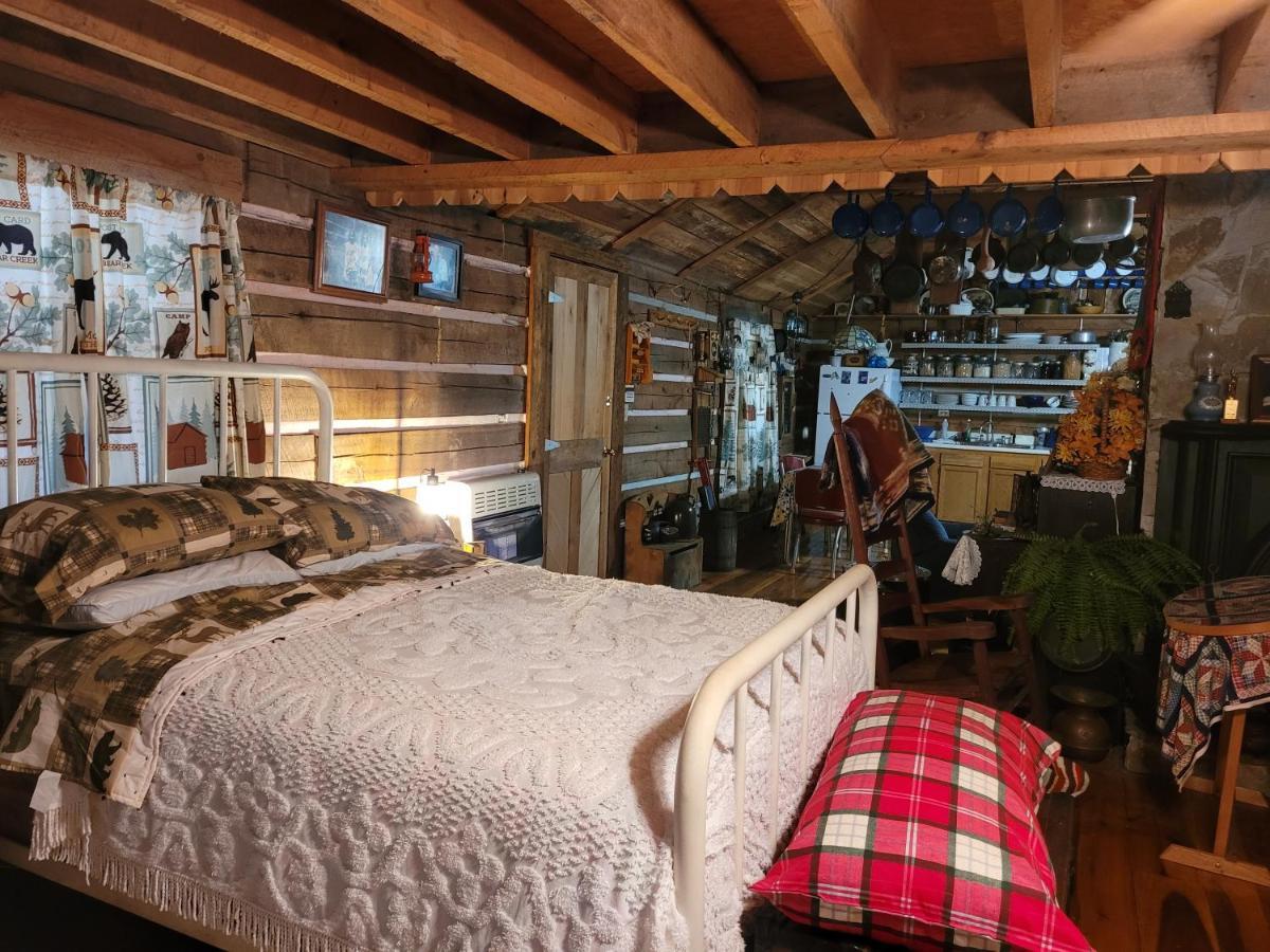 Mountain Memories Cabin Rental Booneville Eksteriør billede